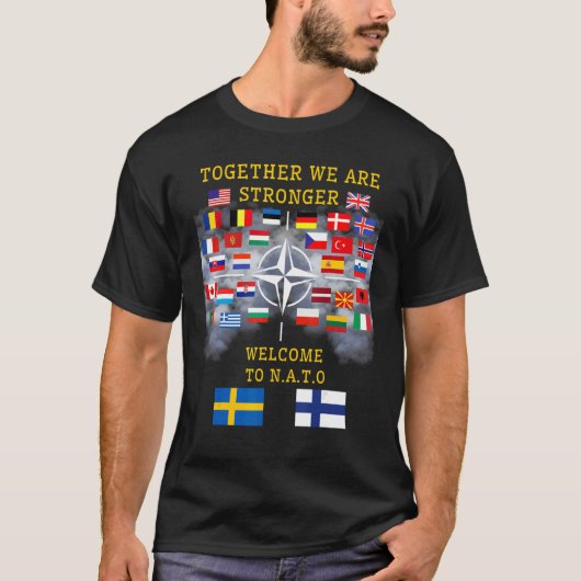 Natoのウェルカムスウェーデンとフィンランド Tシャツ (正面)
