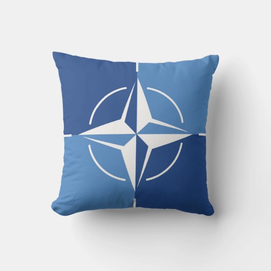 NATO ONAT国旗のシンボル北大西洋条約機構 クッション (正面)
