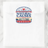 "Natural Causes" サテirical政治Tシャツ ラウンドシール (バッグ)
