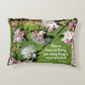 Nature Does Not Hurry Inspirational Quote  アクセントクッション (裏面)