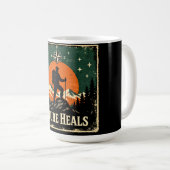 Nature Heals – Outdoor Wellness Mindful コーヒーマグカップ (正面右)