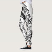 Nature Inspired Monochrome Art レギンス (左)