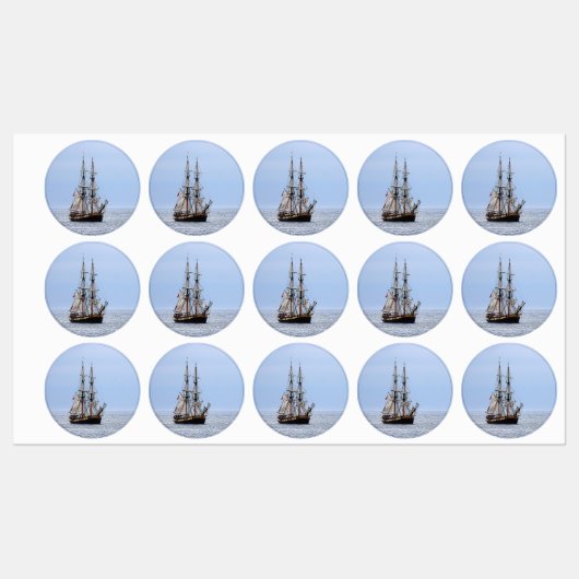 Nautical Fishing Boat Blue Skies ラベル (シート)