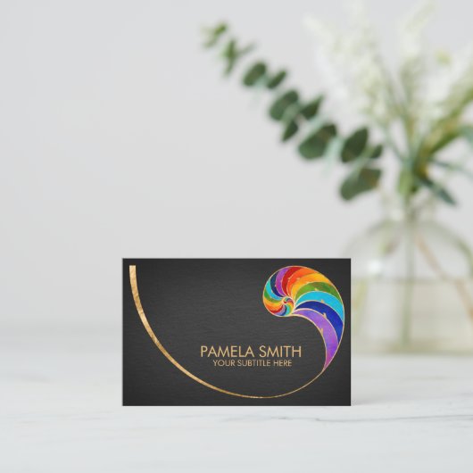 Nautilus Shell – 水彩チャクラ色 名刺 (スタンド正面)