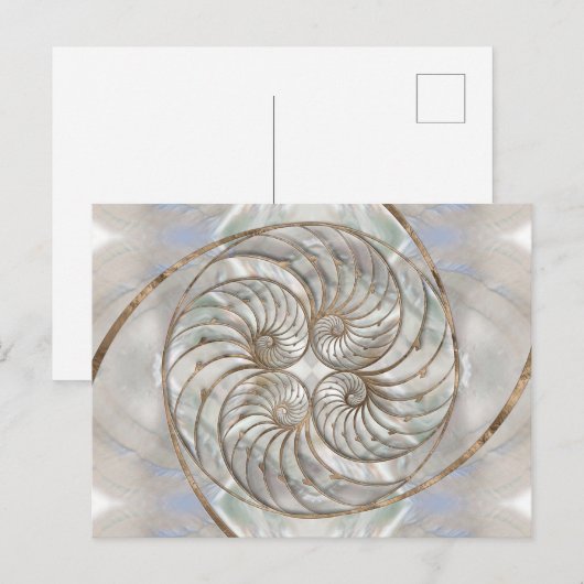 Nautilus Shell - Mother of Pearl and gold ポストカード (正面/裏面)