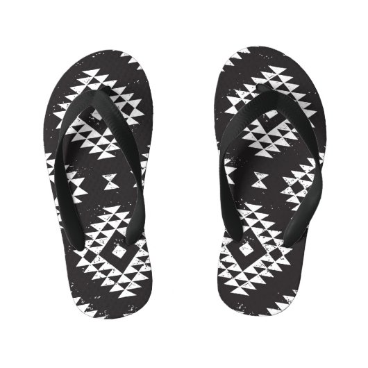Navajo Geometric:白黒Tribal. キッズビーチサンダル (フットベッド)