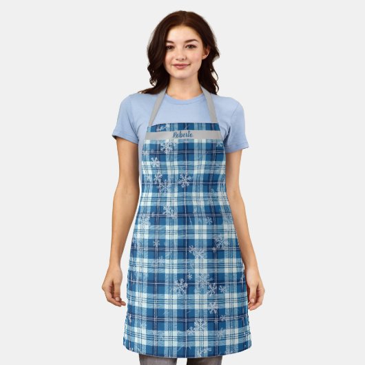  Navidad Elegante Cuadriculado Azul  エプロン (着用した状態)