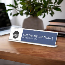 Navy モダン Blue and White – ロゴ、名前、タイトルの追加