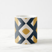 Navy and Gold Geometric Tile Pattern コーヒーマグカップ (中央)
