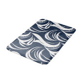 Navy Blue and White Abstract Wave Modern Nautical バスマット (アングル)