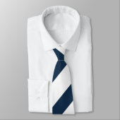 Navy Blue and White Stripes ネクタイ (タイ)