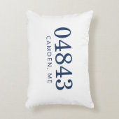 Navy Blue and White The Location Zip Code アクセントクッション (正面(垂直))