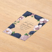 Navy Blue & Blush Pink Modern Botanical Wedding アクリル招待状 (レイダウン)
