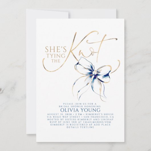 Navy Blue Bow She's Tying The Knot Bridal Shower 招待状 (正面)