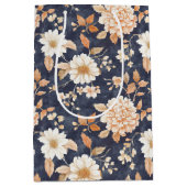 Navy Blue Cream Peach Floral Birthday ミディアムペーパーバッグ (正面)