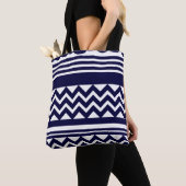 Navy Blue Geometric Pattern Tote Bag トートバッグ (クローズアップ)