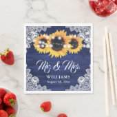 Navy Blue Rustic Sunflower Wood Lace Wedding スタンダードランチョンナプキン (インサイチュ)
