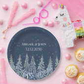 Navy Blue Rustic Winter Forest Wedding ペーパープレート (パーティー)