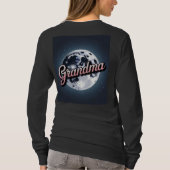 Navy Blue Sky Moon Pink Grandma Script T-Shirt  Tシャツ (裏面)