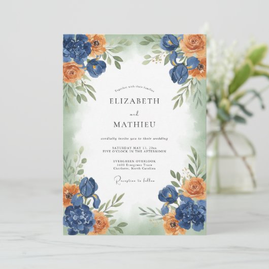 Navy Coral Painterly Bloom Wedding 招待状 (スタンド正面)