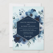 Navy Floral Lush Romance Wedding 招待状 (正面)