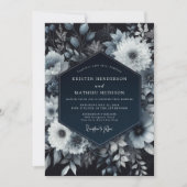 Navy Floral Moody Romance Wedding 招待状 (正面)
