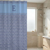 Navy Geometric Chevron Monogram Design シャワーカーテン
