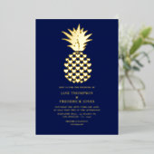 Navy & Gold Tropical Pineapple Wedding 箔招待状 (立ち正面)