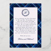 Navy Tartan Plaid First Christmas Married Photo 箔シーズンカード (裏面)