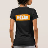 NCLEX:介護ユーモアプリントノベルティTシャツ Tシャツ (裏面)
