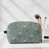 Necessaire for children with flower print. ドップキット