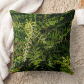 Necklace Pod Welcomes Spring Throw Pillow クッション (ブランケット)