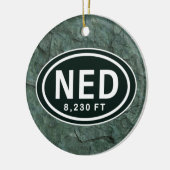 Nederlandパーソナライズされたコロラド8,230フィートNED セラミックオーナメント (左)