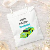 Need 4スピードレースカーボーイズ4th誕生日パーティー フェイバーバッグ (クリップ留めされた状態)