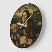 Need Coffee Funny Mona Lisa Coffee Lover Gift ラージ壁時計 (傾斜)