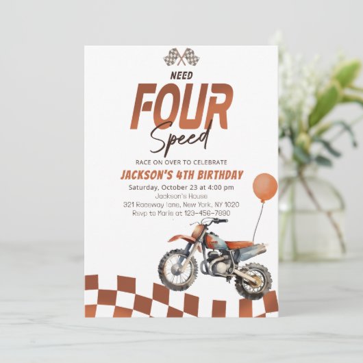 Need Four Speed Dirt Bike Boy 4th誕生日 招待状 (スタンド正面)
