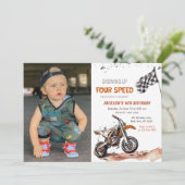 Need Four Speed Dirt Bike Boy 4th Birthday Photo 招待状 (スタンド正面)
