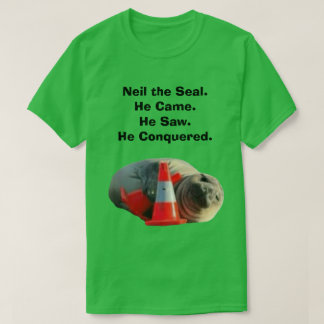 Neil Conquered Tシャツ