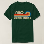 NEOネームパーソナライズされたおもしろいレトロヴィンテージ誕生日 Tシャツ (デザイン正面)
