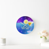 NEON DIVA DEN – トロピカルカクテルパーソナライズされた ラウンド壁時計 (ホーム)