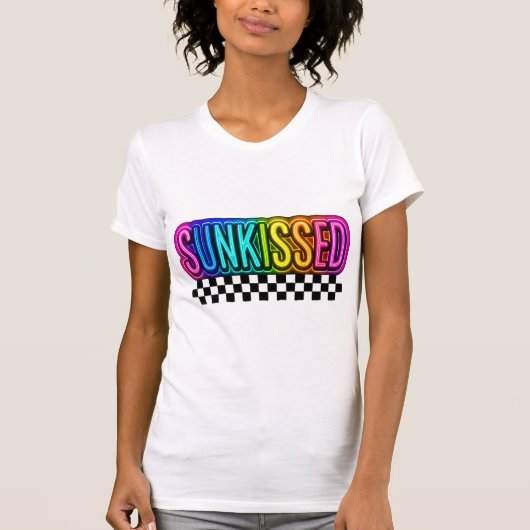 Néon ensoleillé ｜ Bronzé｜ Été universitaire ｜ Été  Tシャツ (正面)