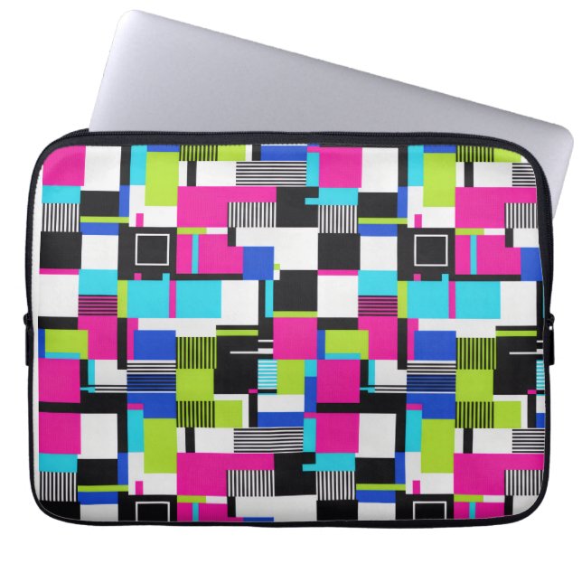 Neon Glitch Geometric Padded Laptop Sleeve ラップトップスリーブ (正面)