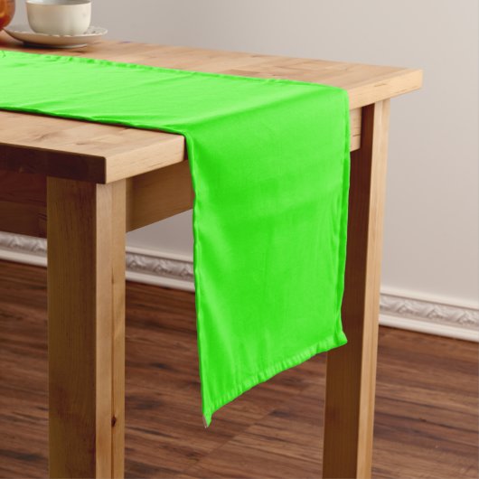 Neon Green Table Runner – Customizable ショートテーブルランナー (インサイチュ)
