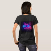 Neon Music Meditation – Woman with Headphones Art Tシャツ (裏面フル)