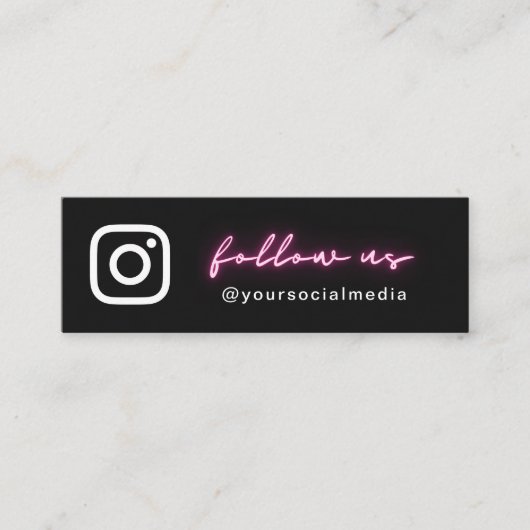 Neon Pink Usミニマルサ後を追ーマンメディア&QRコード スキニー名刺 (正面)