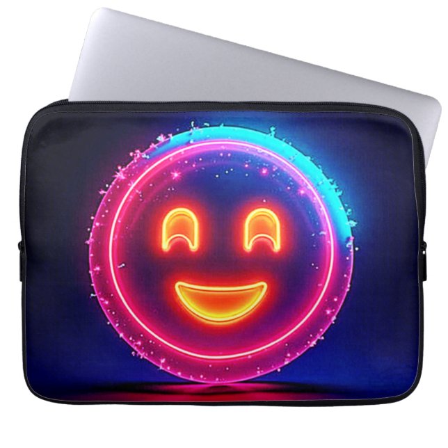 Neon Smile: Bright Happy Glow Design ラップトップスリーブ (正面)