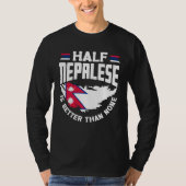 Nepalese Nepal Nepalese Flag Half Nepalese Tシャツ (正面)