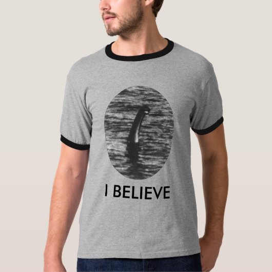 Nessie、私は-カスタマイズ信じます Tシャツ (正面)