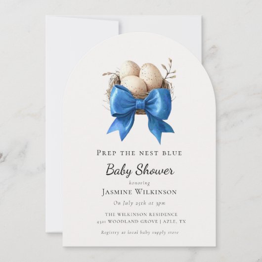 Nesting Bird Blue Bow Baby Shower Invitation 招待状 (正面)