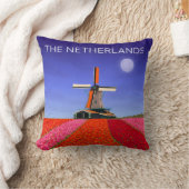 Netherlands Throw Pillow Tulip Field Windmill クッション (ブランケット)